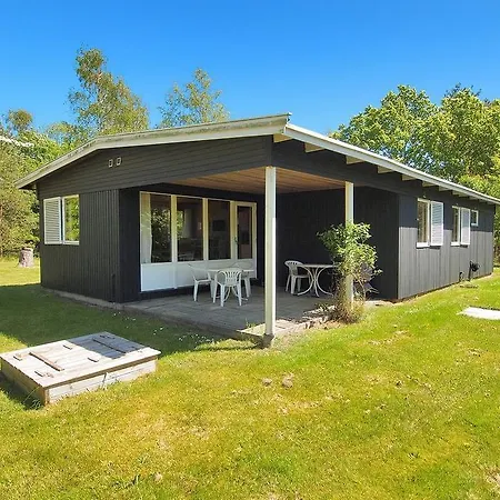 Three-bedroom Holiday Kongevej 01 Hébergement de vacances Vig